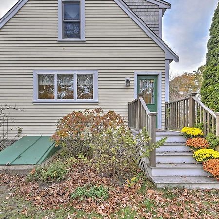 Nautical Bourne Apartment - 2 Mi To Monument Beach Exterior photo